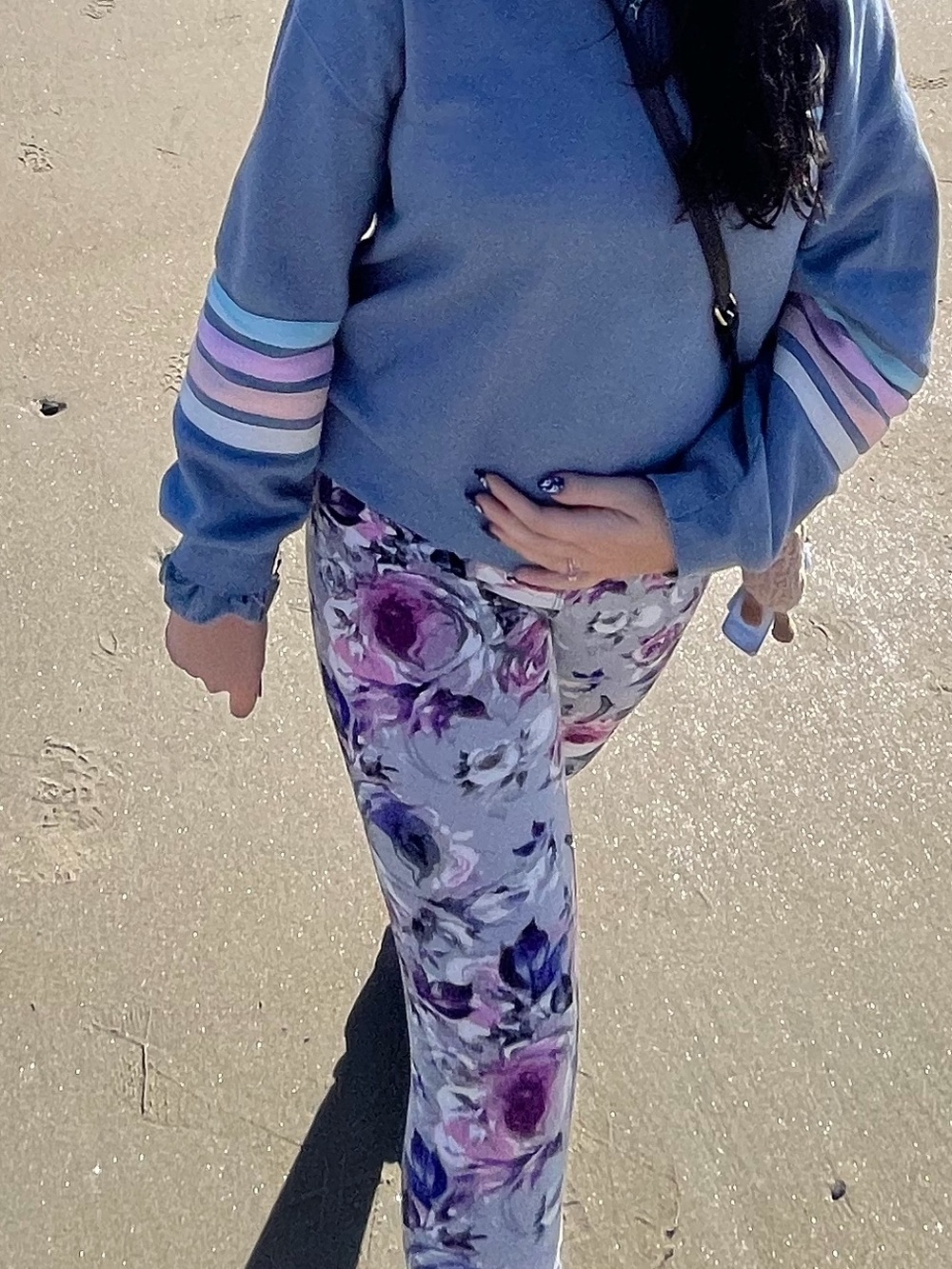 Soft and Comfortable Floral Pattern Leggings - Picture 4 of 4